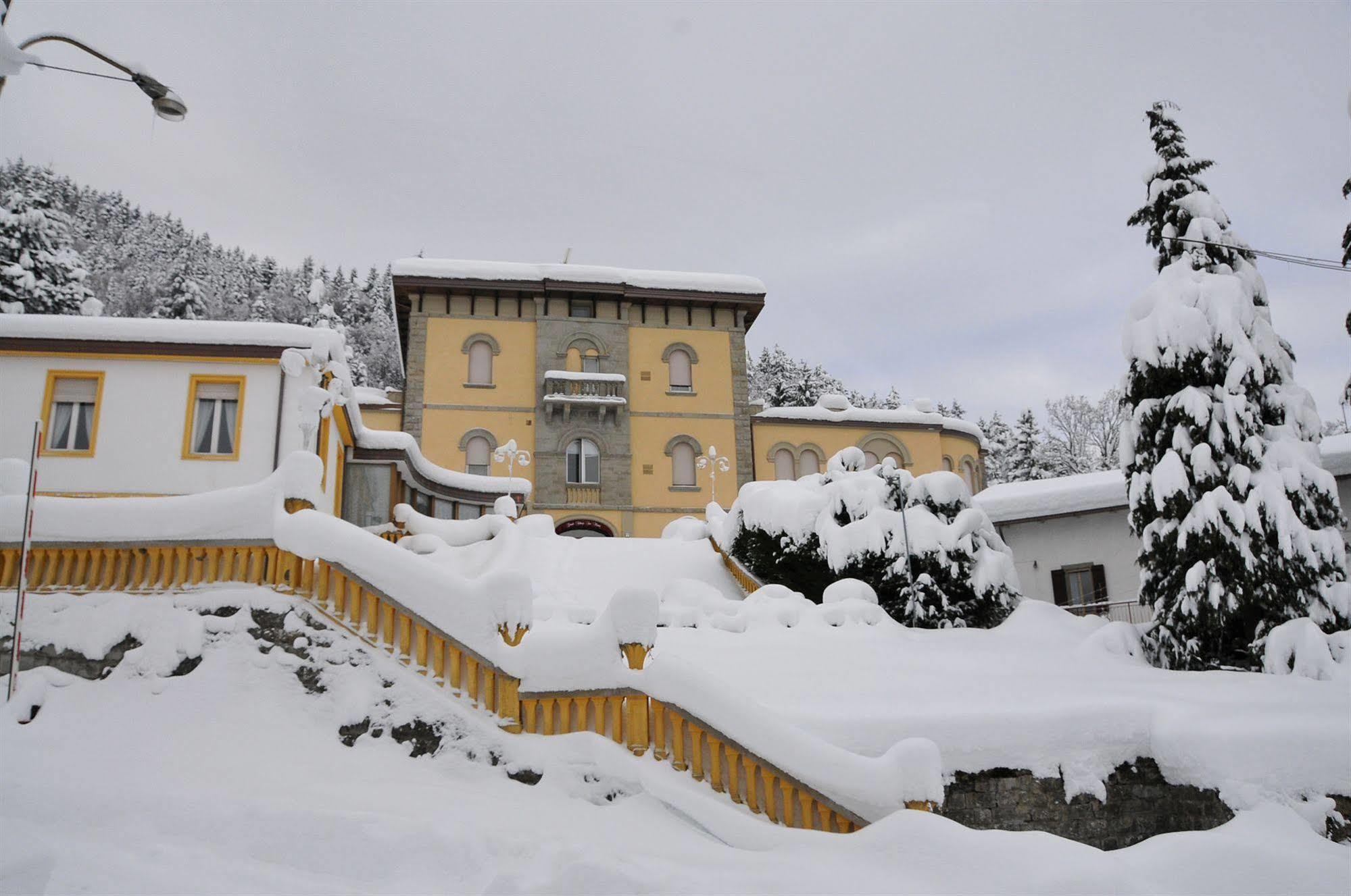 Hotel San Marco Sestola Exterior photo